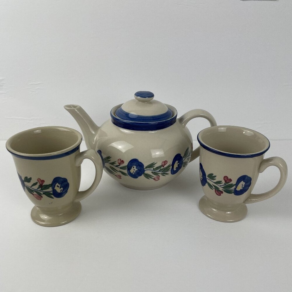 Vintage Design Pac Tea/Coffee Pot & 2-Pedestal Mugs, Blue Floral Design
